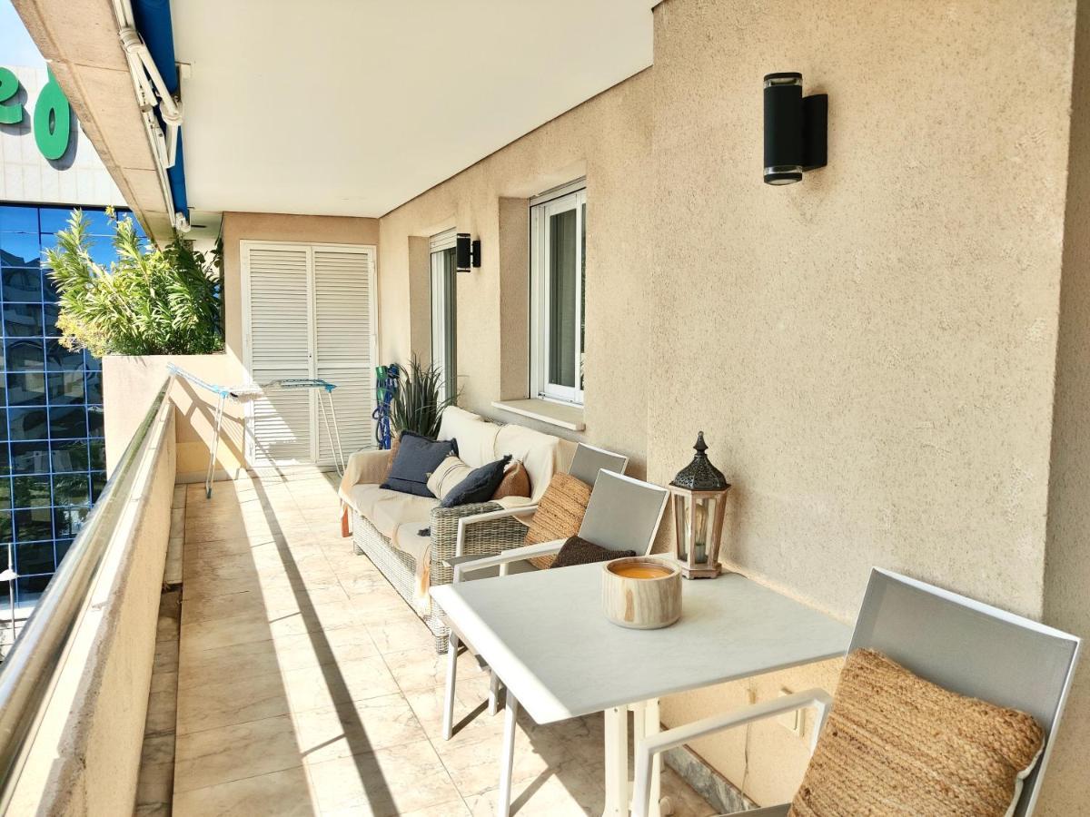 Exclusive Puerto Banus Beach Apartment Free Parking Wifi & Swimming Pool Marbella Buitenkant foto