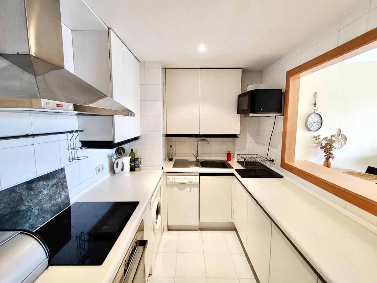 Exclusive Puerto Banus Beach Apartment Free Parking Wifi & Swimming Pool Marbella Buitenkant foto